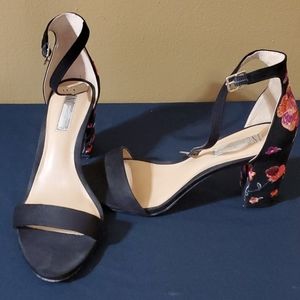 INC | embroidered floral black heels